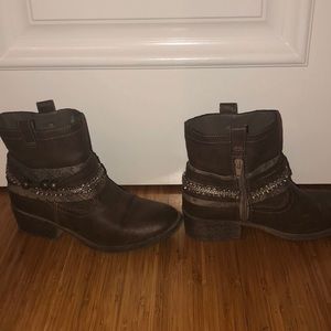 Steve madden booties